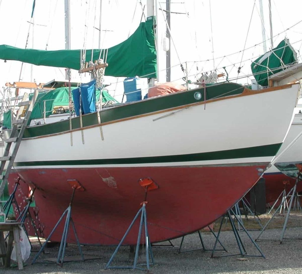 28 foot full keel sailboat