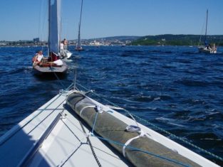How To Tow A Sailboat With Another Sailboat